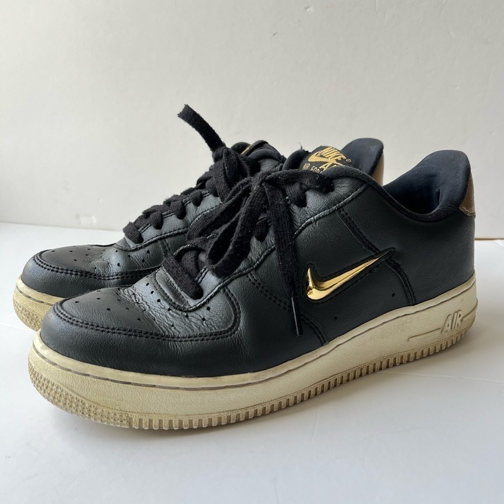 Nike Air Force 1 Low Jewel Black Metallic Gold Men's 6 Women's 7.5
